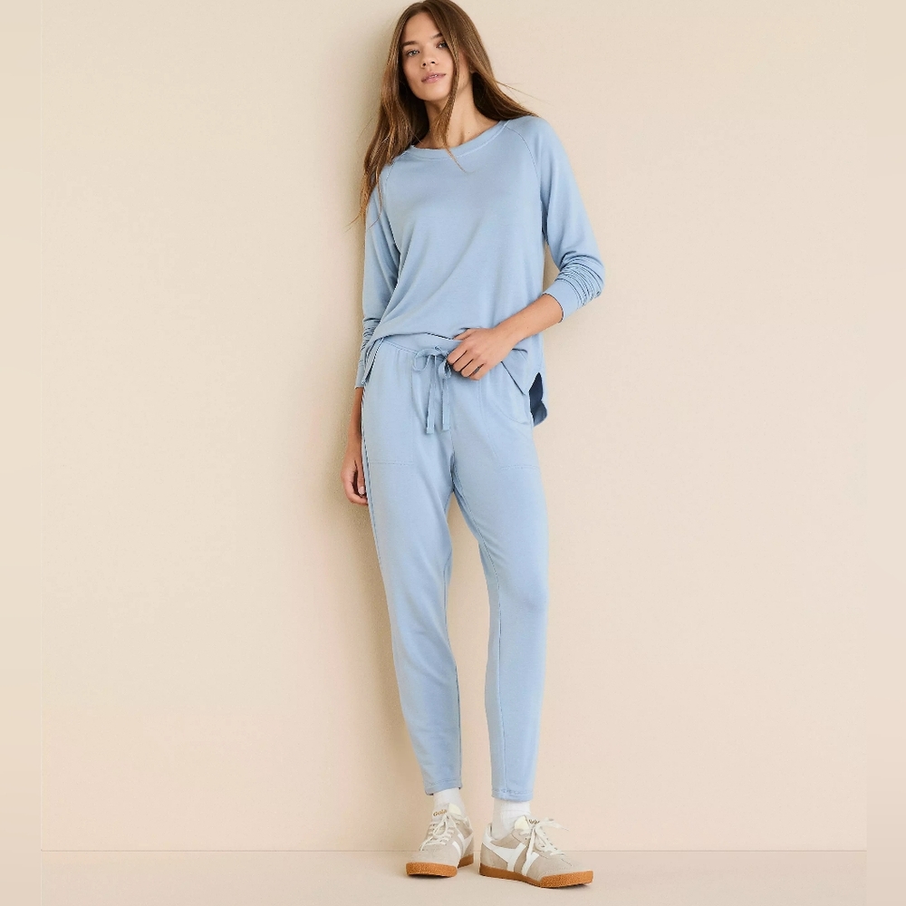 LOFT Soft Sky Blue Lounge Ensemble - Picture 5 of 5
